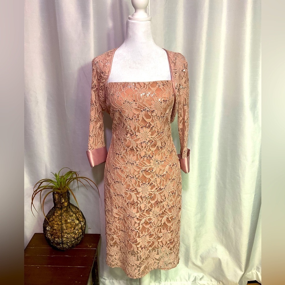 JS Collection’s Lace Dress & Jacket